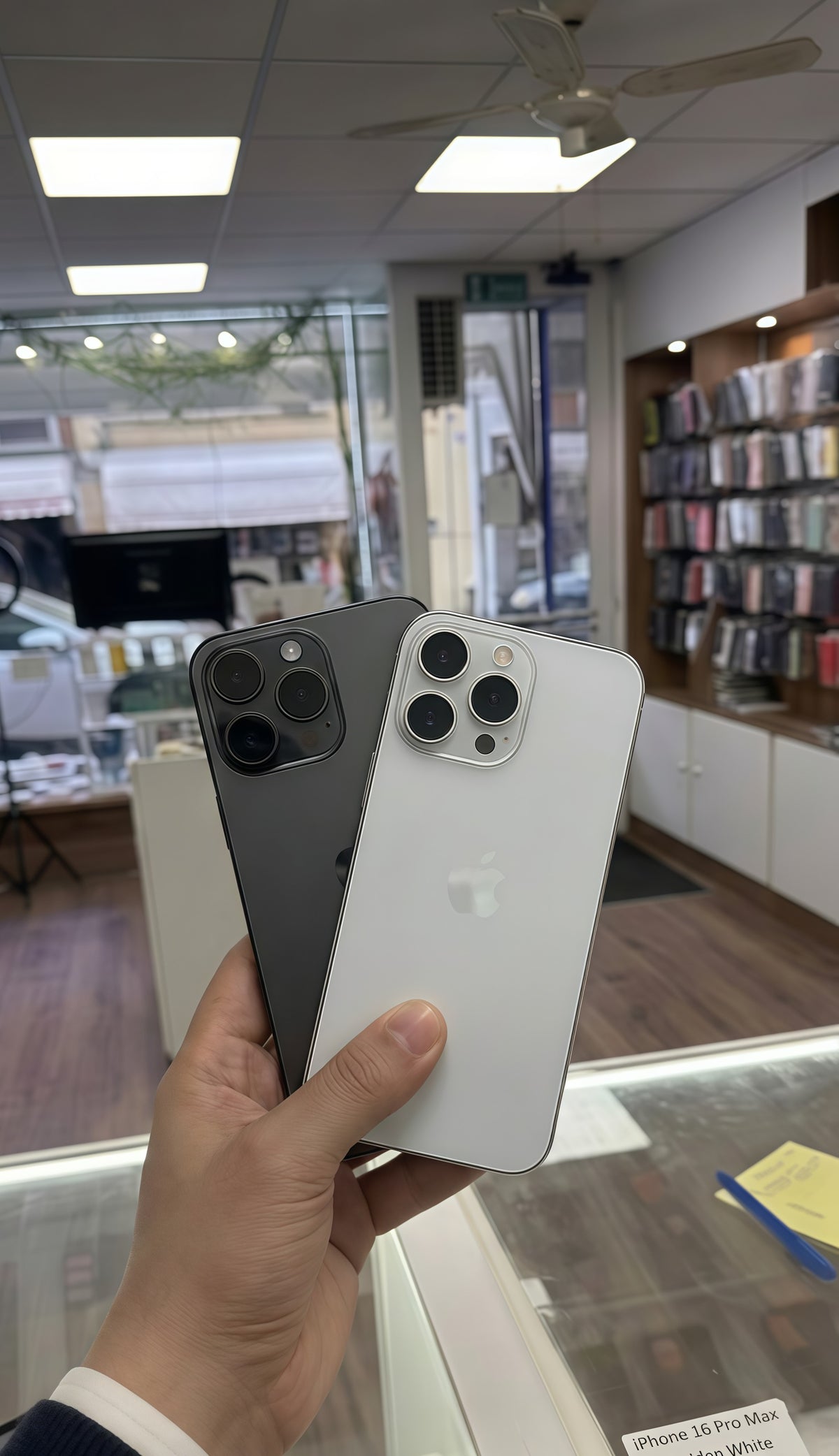 iPhone 15 Pro 128/256GB